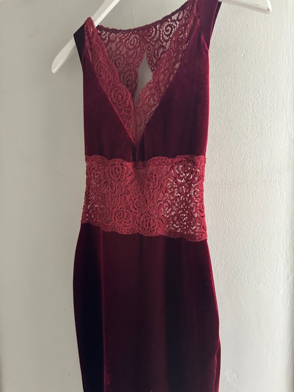 Red Velvet Lace Tango Dress XS | Open Back | Stretch Bodycon Midi